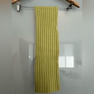 Banana Republic Chartreuse Green Ribbed Knit Scarf in Cashmere